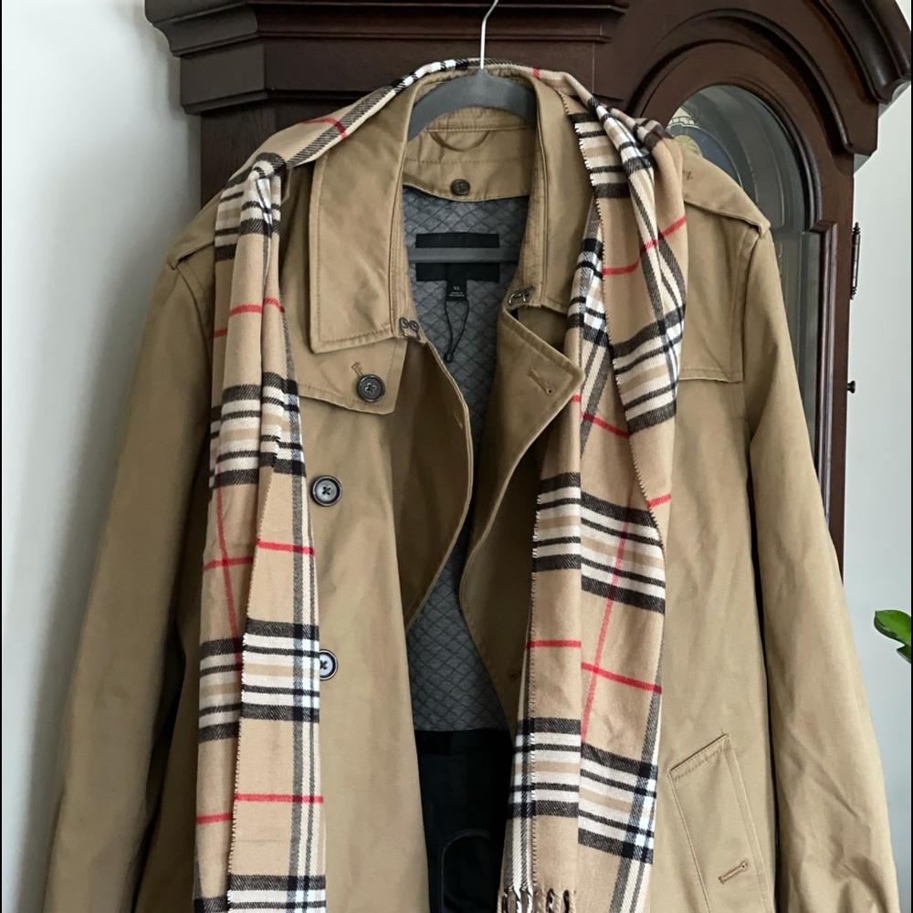 Woman’s Banana Republic Trench Coat